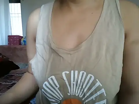 MakeMeCumAhh online show from October 24, 2025, 5:48 am