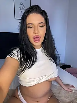 Snapshot of Nefera_De_Nile chatting on March 4, 2025, 8:46 am Nefera De Nile online show from March 4, 2025, 8:46 am