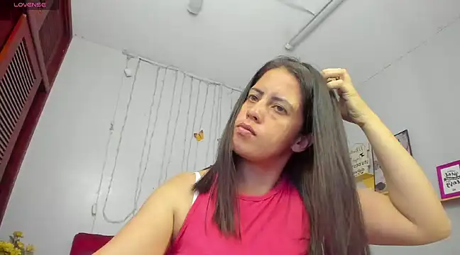 kathina giraldo online show from March 12, 2025, 12:36 pm