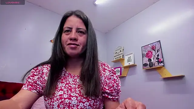 kathina giraldo online show from September 16, 2025, 1:23 pm