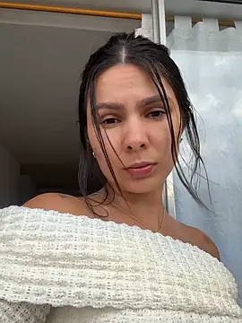 SofiaG  online show from September 29, 2025, 10:36 pm