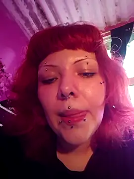 Sarah-Stoner online show from June 21, 2026, 9:06 pm