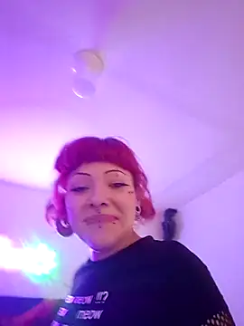 Sarah-Stoner online show from July 7, 2026, 7:23 am