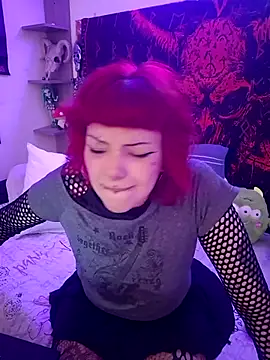 Sarah-Stoner online show from July 15, 2026, 11:43 pm