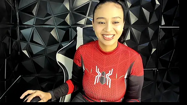 Snapshot of HelueHorny13 chatting on October 26, 2025, 4:07 am HelueHorny13 online show from October 26, 2025, 4:07 am