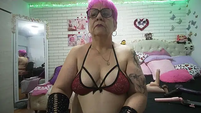 maturehot 65 online show from June 9, 2026, 10:21 pm
