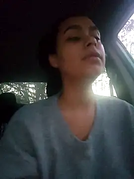 Snapshot of cinnaminnie chatting on March 16, 2025, 11:57 pm cinnaminnie online show from March 16, 2025, 11:57 pm