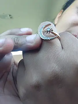 Snapshot of cinnaminnie chatting on March 19, 2025, 7:49 pm cinnaminnie online show from March 19, 2025, 7:49 pm