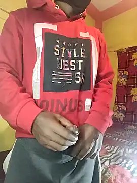 Snapshot of Hunter_boy9 chatting on December 16, 2025, 12:15 am Hunter boy9 online show from December 16, 2025, 12:15 am