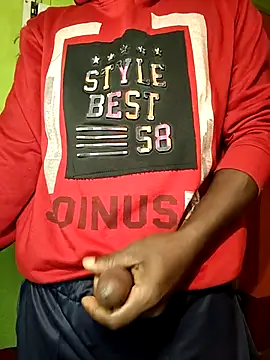 Snapshot of Hunter_boy9 chatting on January 8, 2026, 11:18 pm Hunter boy9 online show from January 8, 2026, 11:18 pm