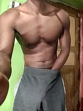 Snapshot of Hunter_boy9 chatting on February 1, 2026, 11:47 pm Hunter boy9 online show from February 1, 2026, 11:47 pm