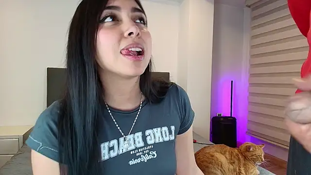 Snapshot of Lania_spencer2 chatting on April 14, 2026, 2:39 am Lania spencer2 online show from April 14, 2026, 2:39 am
