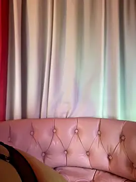 Snapshot of MaverickGray chatting on May 7, 2026, 1:27 pm MaverickGray online show from May 7, 2026, 1:27 pm