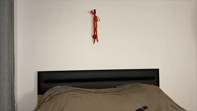 Kinky Secrets online show from April 26, 2026, 2:53 am