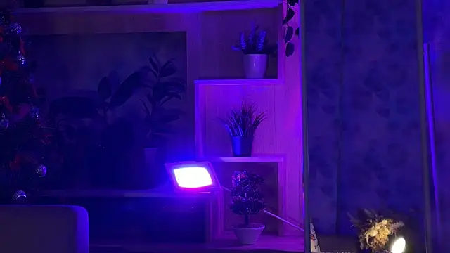 KiraLiLime online show from February 16, 2025, 4:42 pm