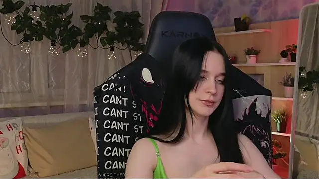 KiraLiLime online show from February 23, 2025, 3:51 pm