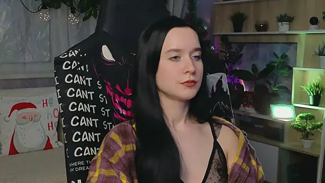 KiraLiLime online show from March 12, 2025, 9:35 pm