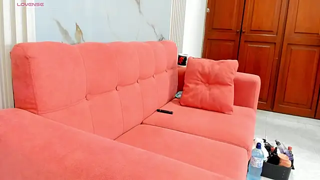 Snapshot of BridgetRodriguez chatting on September 26, 2025, 12:31 pm BridgetRodriguez online show from September 26, 2025, 12:31 pm