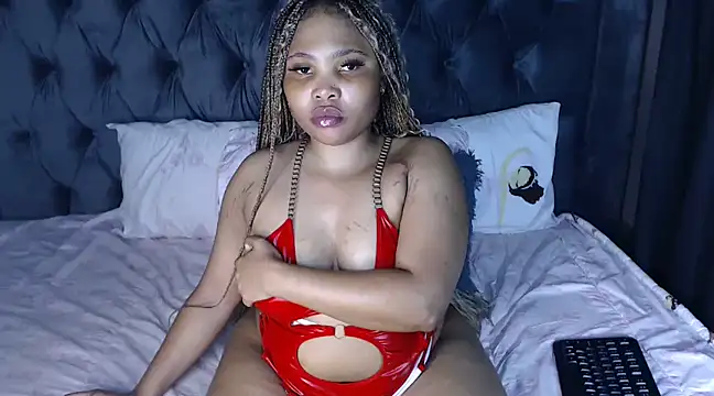 Snapshot of Anaelle24 chatting on December 23, 2024, 2:45 am Anaelle24 online show from December 23, 2024, 2:45 am