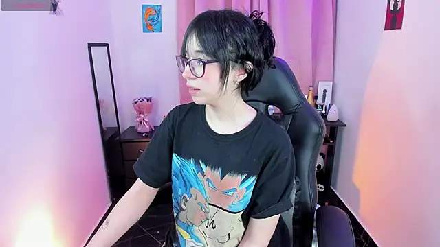 indra cam online show from March 17, 2025, 9:55 am