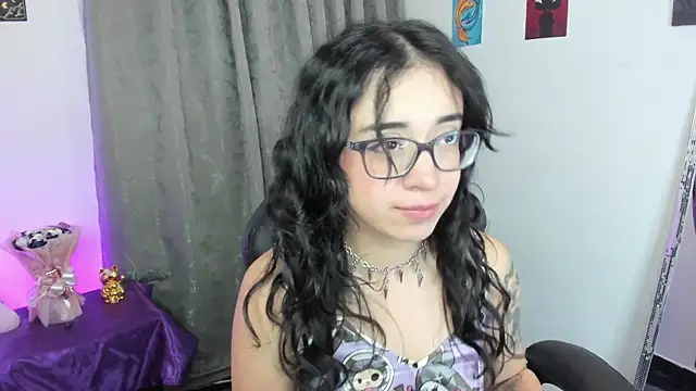 indra cam online show from July 12, 2026, 6:48 am
