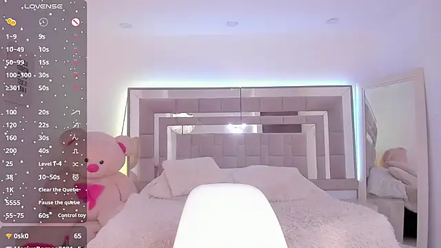 Snapshot of Keisha_west chatting on January 30, 2025, 5:49 pm Keisha west online show from January 30, 2025, 5:49 pm