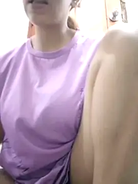 1CANDYLOVE online show from May 26, 2026, 7:32 pm
