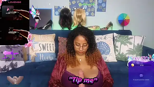 Snapshot of CleopatraYourRoyalAffair chatting on January 20, 2025, 7:04 pm CleopatraYourRoyalAffair online show from January 20, 2025, 7:04 pm