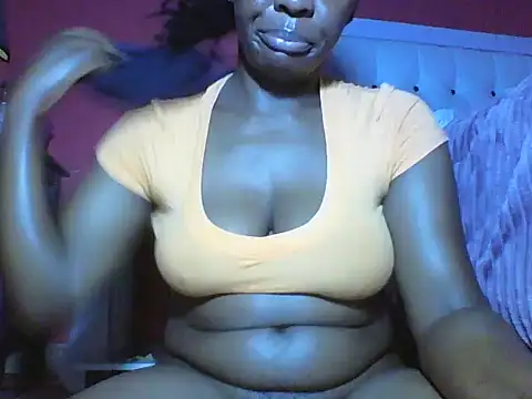 Snapshot of Sweet-piie chatting on March 12, 2025, 7:06 pm Sweet-piie online show from March 12, 2025, 7:06 pm