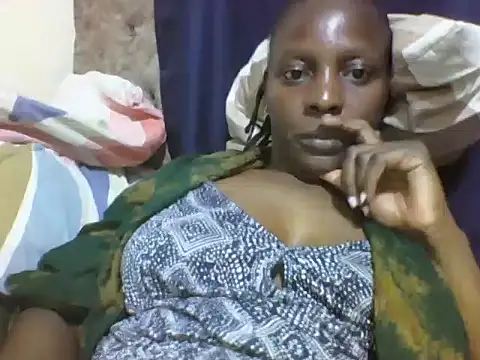 Snapshot of Sweet-piie chatting on March 21, 2025, 7:24 pm Sweet-piie online show from March 21, 2025, 7:24 pm