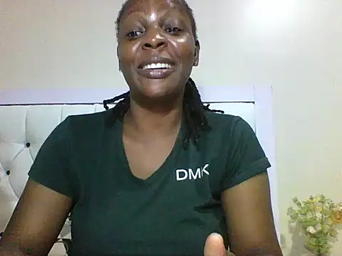 Sweet-piie online show from May 2, 2026, 7:30 pm