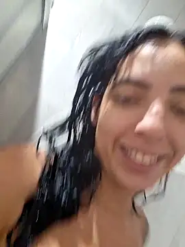 Sweet-diamondxxx online show from March 5, 2026, 9:00 pm