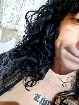 Sweet-diamondxxx online show from June 25, 2026, 1:37 pm