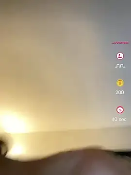 kikiwonderbar online show from July 5, 2026, 8:43 am