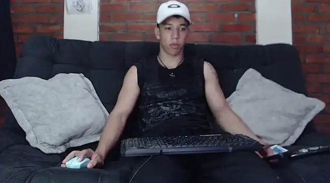 Snapshot of ethan_noir chatting on January 21, 2025, 11:13 pm ethan noir online show from January 21, 2025, 11:13 pm