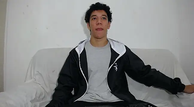 Snapshot of ethan_noir chatting on February 21, 2025, 9:22 pm ethan noir online show from February 21, 2025, 9:22 pm