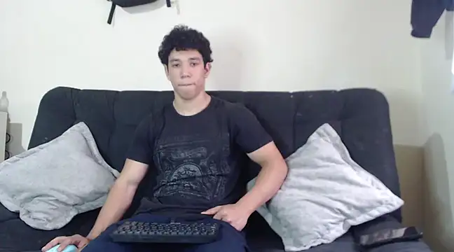 Snapshot of ethan_noir chatting on March 10, 2025, 7:07 pm ethan noir online show from March 10, 2025, 7:07 pm