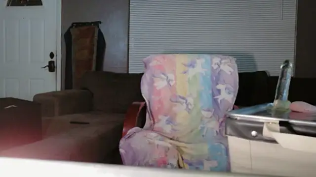 CurlyNony online show from September 12, 2025, 5:18 am