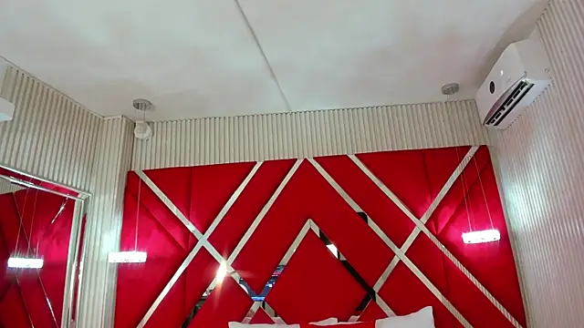 SusanCouper online show from January 7, 2026, 10:34 pm