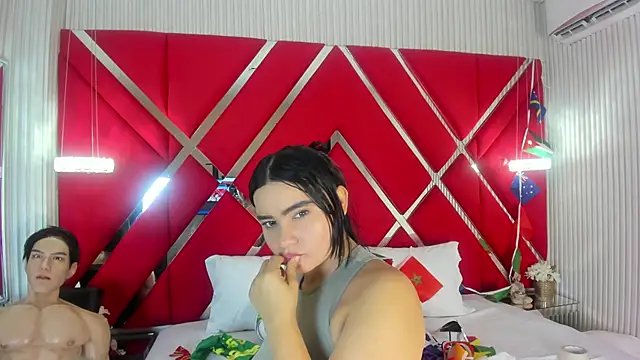 Snapshot of SusanCouper chatting on June 11, 2026, 10:19 pm SusanCouper online show from June 11, 2026, 10:19 pm