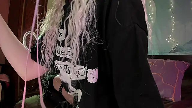 Snapshot of Natural_pussy chatting on December 22, 2024, 1:22 pm Natural pussy online show from December 22, 2024, 1:22 pm