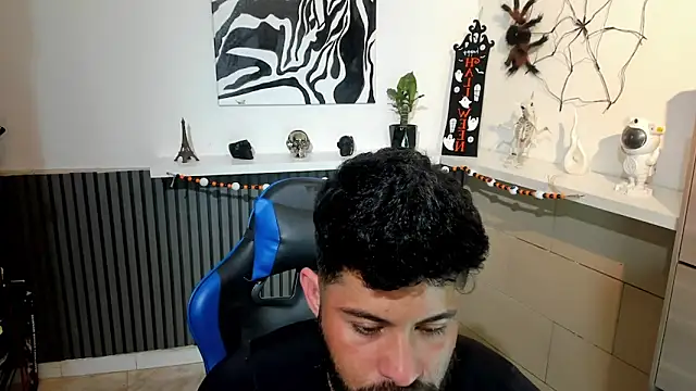 Snapshot of Daemon21 chatting on October 15, 2025, 10:21 pm Daemon21 online show from October 15, 2025, 10:21 pm