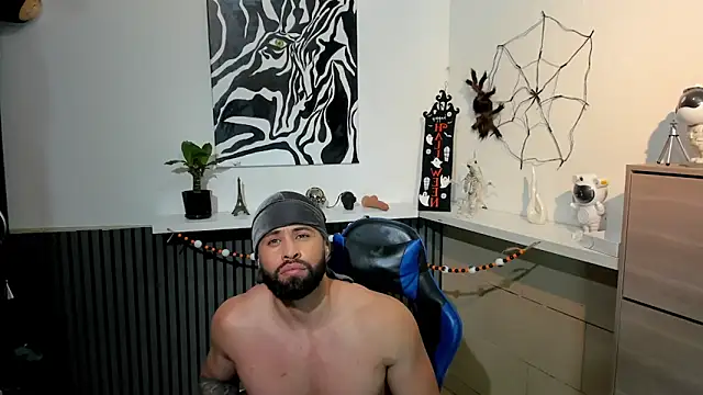 Snapshot of Daemon21 chatting on October 27, 2025, 9:08 pm Daemon21 online show from October 27, 2025, 9:08 pm