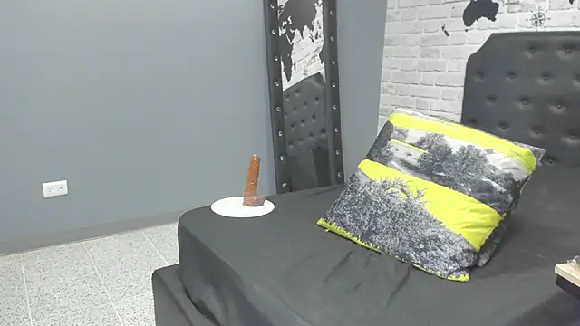 Snapshot of pepe_joness chatting on February 17, 2025, 9:41 pm pepe joness online show from February 17, 2025, 9:41 pm