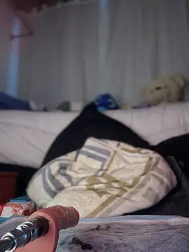 -Loren- online show from March 21, 2025, 12:17 pm