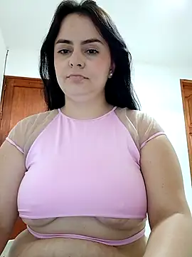 Im Amelia online show from February 28, 2025, 4:31 pm