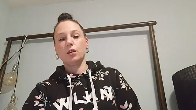 Audrey hotty online show from February 7, 2026, 5:00 am