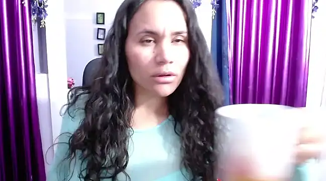 Snapshot of Saylor_Lee22 chatting on March 18, 2025, 6:46 am Saylor Lee22 online show from March 18, 2025, 6:46 am