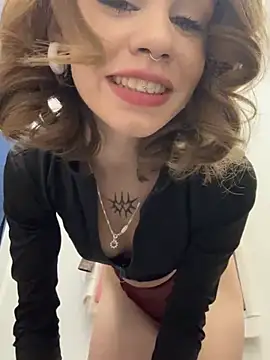 Street young online show from December 14, 2024, 2:21 pm