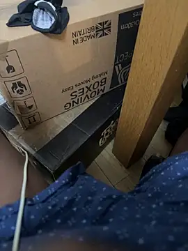 Snapshot of Oorgazmic chatting on February 5, 2026, 7:51 pm Oorgazmic online show from February 5, 2026, 7:51 pm